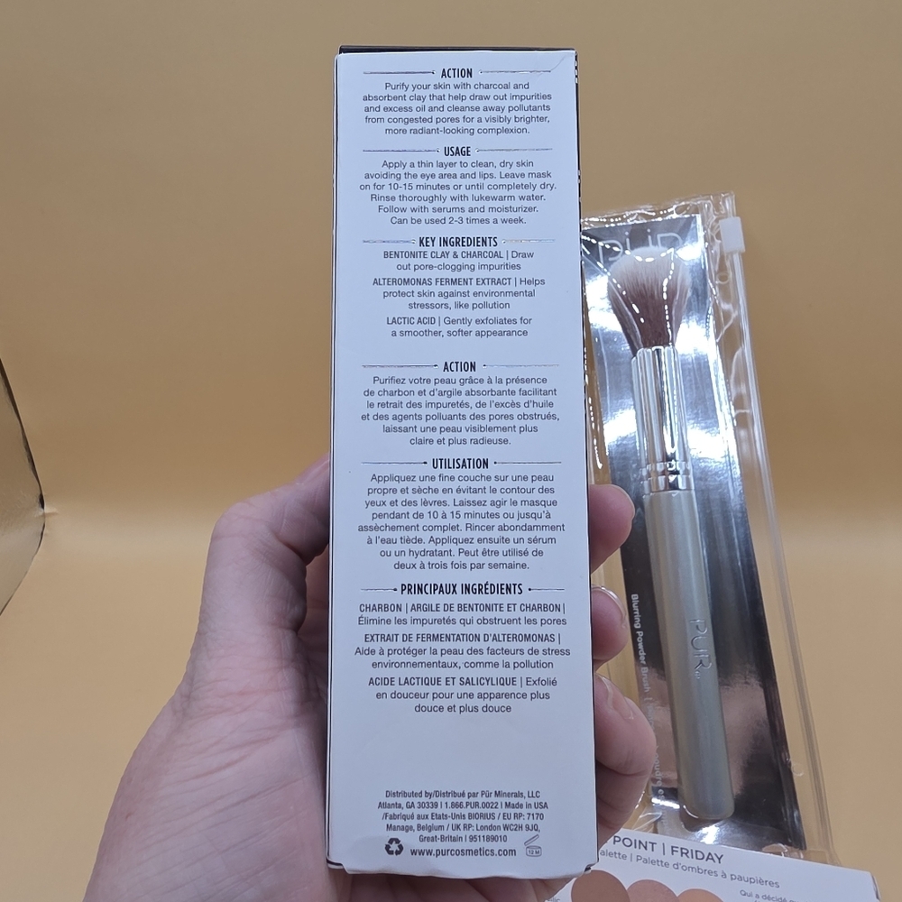PUR Downtown Detox Black Lemon Mask On Point Eyeshadow Powder Brush - Picture 3 of 4